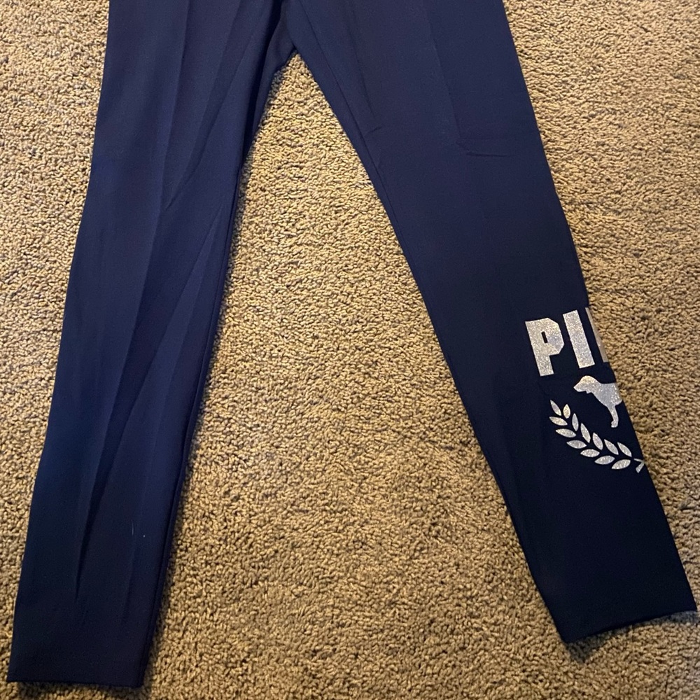 Victoria’s Secret pink leggings